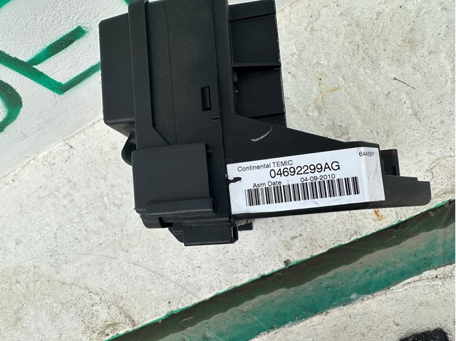 Купить 04692299AG Chrysler 