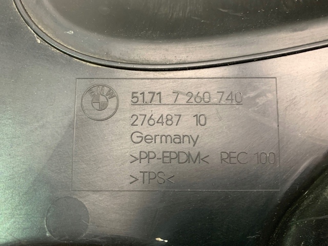 7260740 BMW Щиток грязезащитный передней арки крыла