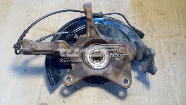 Кулак поворотный передний правый Renault (RVI) 8200881829