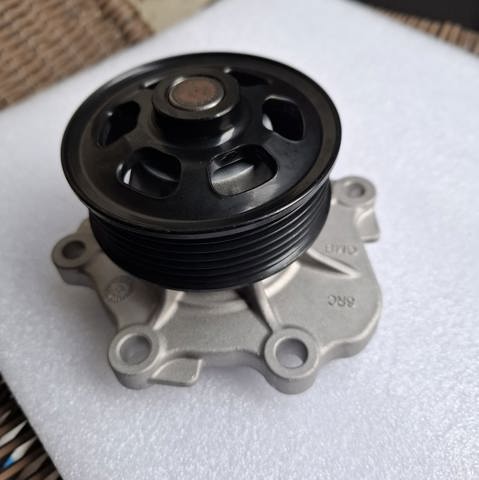 Помпа охлаждения Nissan/Infiniti 210106RC0A цена, от 56.50 USD