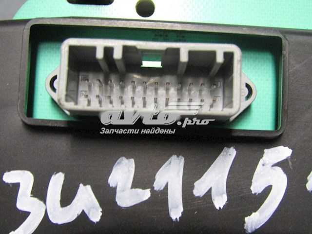 Приборная доска (щиток приборов) Renault (RVI) 248101432R цена, от 12.97 USD