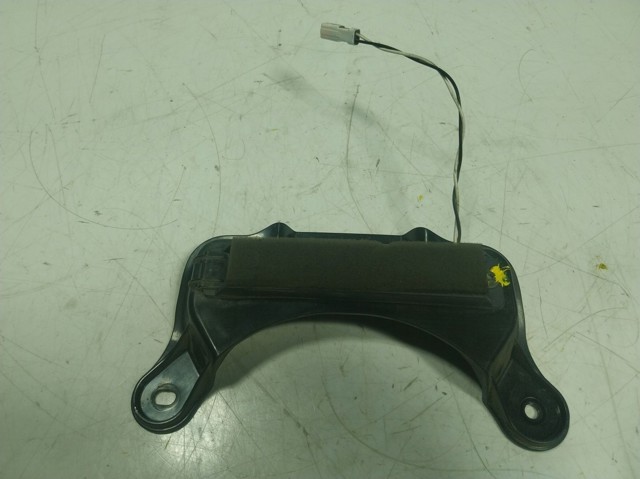 101586500A Tesla 
