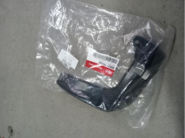 Брызговик передний левый 86831H8000 Hyundai/Kia