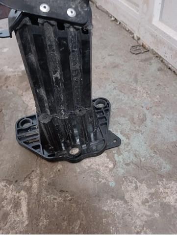 Шина бампера переднего Chrysler 68445447AA цена, от 55.87 USD
