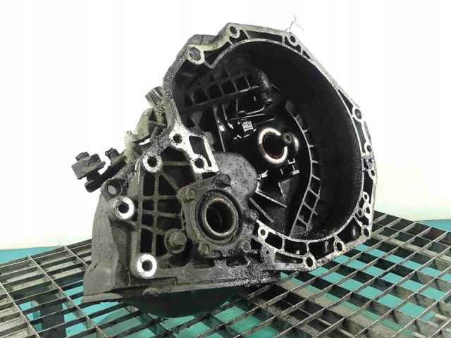 Коробка передач Opel F18W374