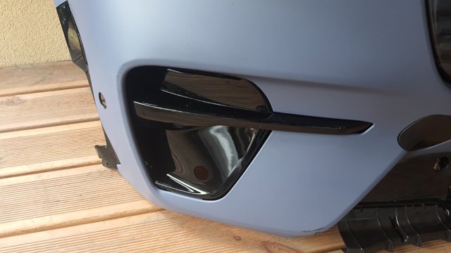  Усилитель переднего бампера Ford Mustang 