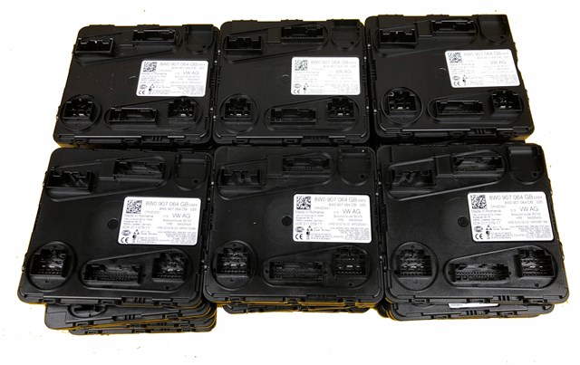 VAG 8W0907064GB цена, от 114.41 USD