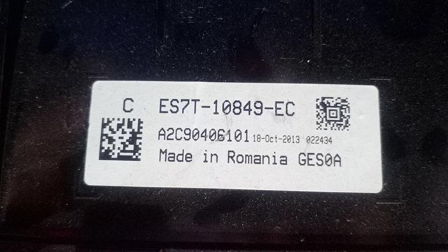 ES7T10849EC Ford Щиток приборов