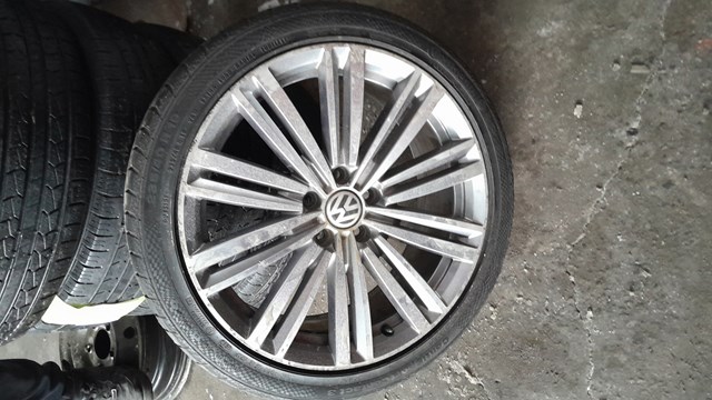 Диски на авто VAG 561601025J
