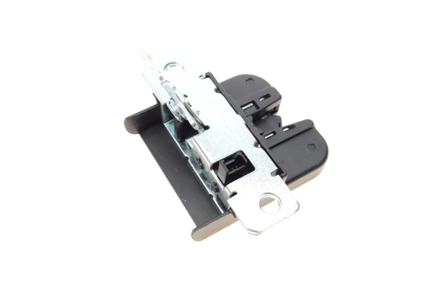 Замок двери багажника Autotechteile 3827006 цена, от 22.80 USD