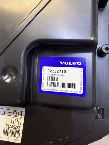 Купить 32252710 Volvo 
