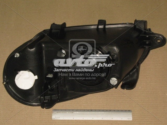 Правая блок фара TYC 205895E52B цена, от 46.60 USD