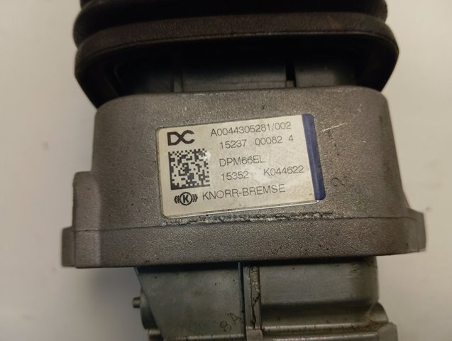 0044305281 Mercedes