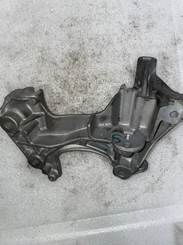  Renault (RVI) 117104394R цена, от 12.81 USD