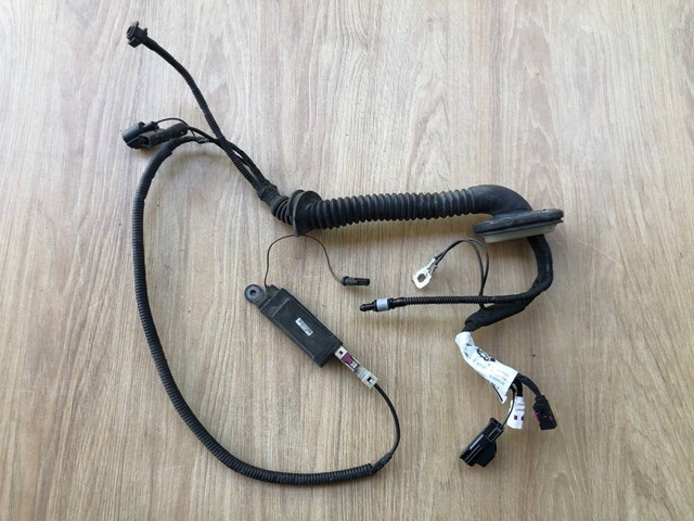 Купить LR054772 Land Rover 