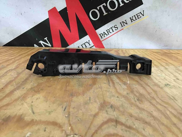 Правое крепление переднего бампера Land Rover LR055883 цена, от 16.65 USD