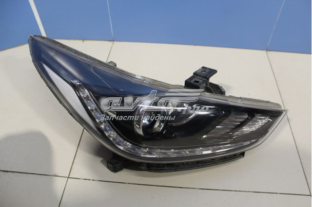 92102H5100 Hyundai/Kia Фара передняя правая