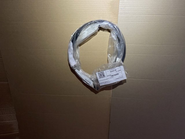 Молдинг лобового стекла верхний 861304H000 Hyundai/Kia