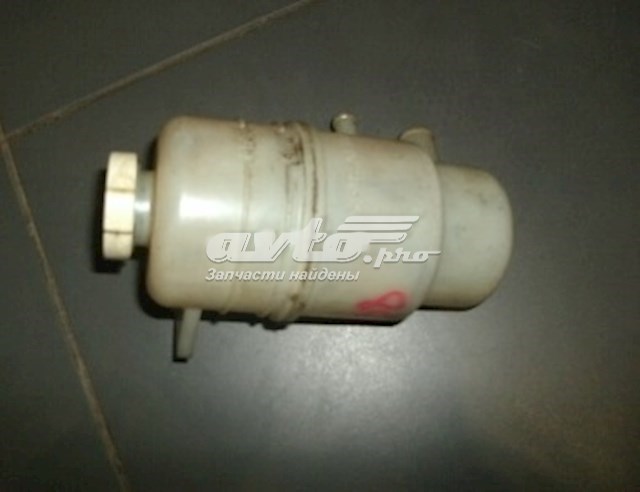 Купить Бачок ГУР Митсубиси Спейс-Вагон III N8, N9