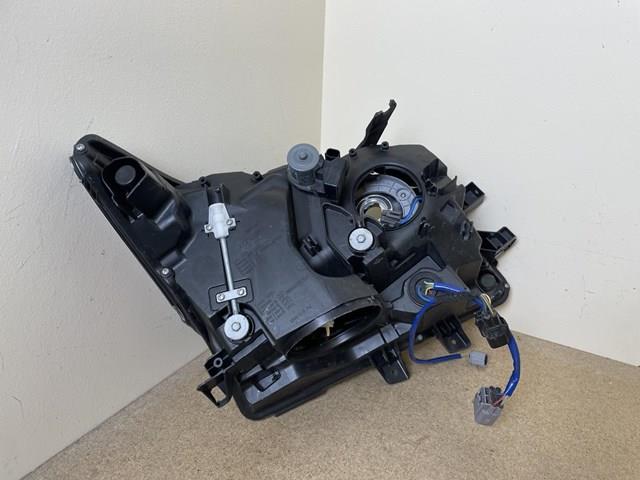 Купить 8118560G21 Toyota 