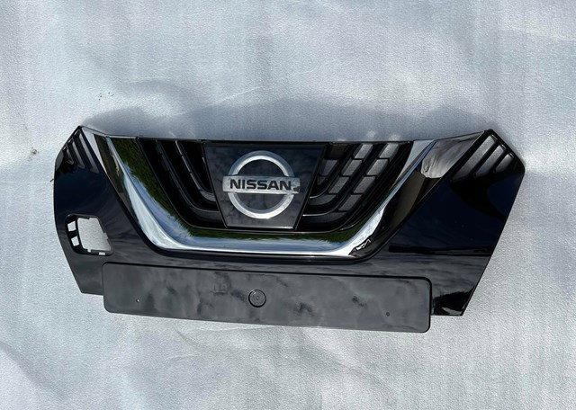623105FA0A Nissan/Infiniti Решетка радиатора