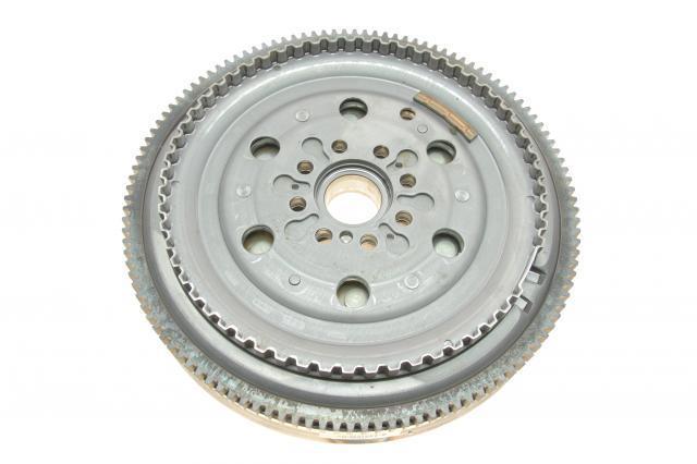 55570194 Peugeot/Citroen Демпферный маховик