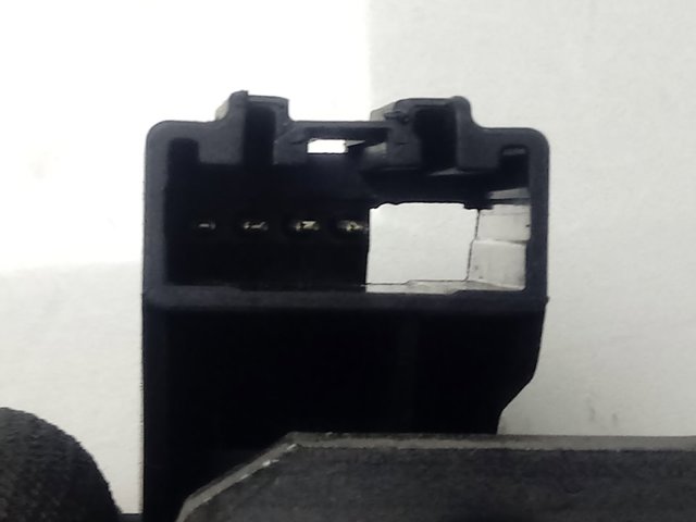 Замок крышки багажника Volvo 31278384