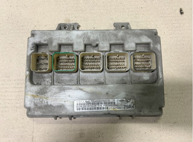 04748079AF Chrysler 