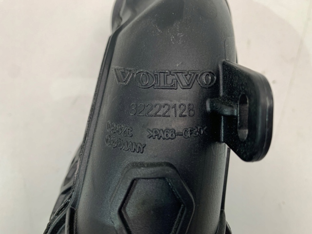 Купить 31474787 Volvo Патрубок воздушный, вход в турбину (наддув)