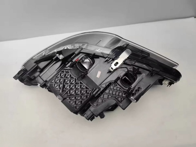 Фары BMW 63127401131