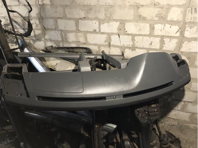  Mercedes 2106800687