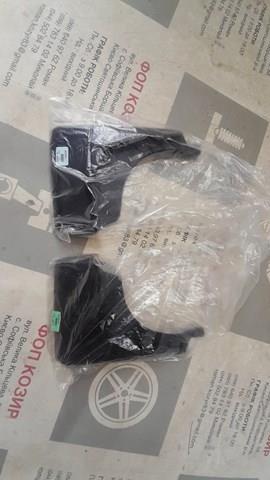 PK38942K00EP TOYOTA Juego de faldillas guardabarro delanteras + traseras original y equivalente