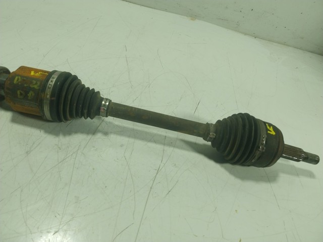 391009795R Renault (RVI) Полуось передняя, правая