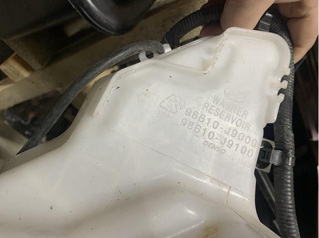 98610J9000 Hyundai/Kia Бачок омывателя стекла