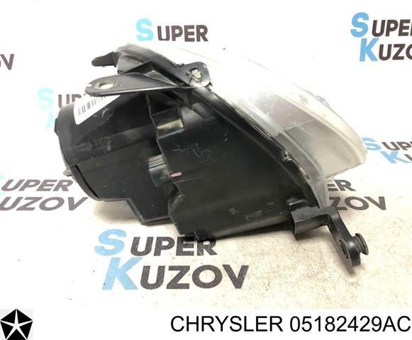 Левая фара 05182429AC Chrysler