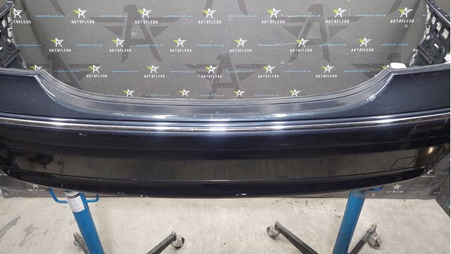 Купить A2038850265 Mercedes Кронштейн бампера заднего центральный