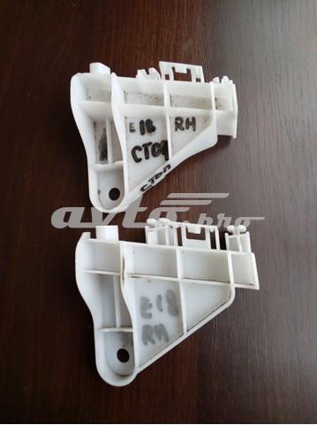Кронштейн бампера заднего правый MRB90158 MarkBest