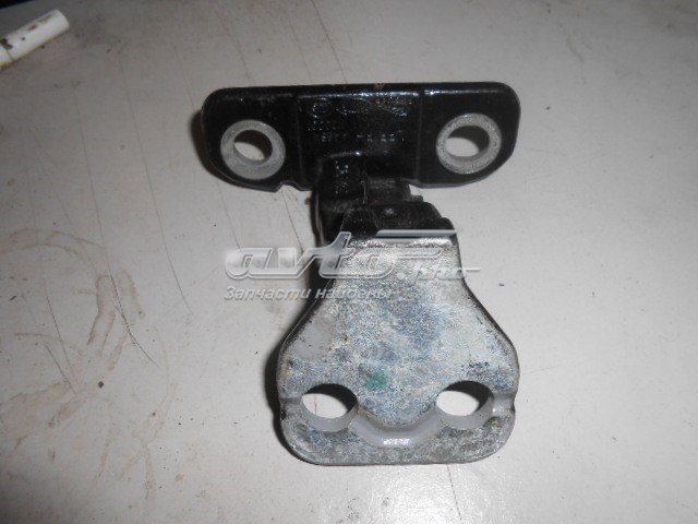Дверной шарнир правый передний Land Rover LR027583 цена, от 24.69 USD