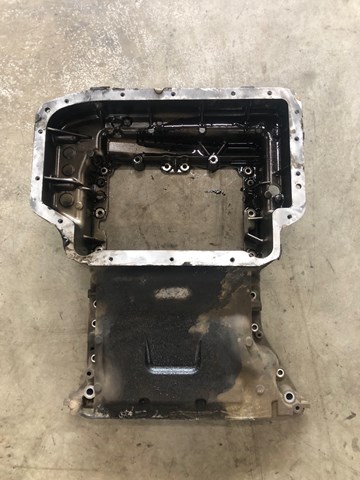 Масляный поддон двигателя Mercedes 6510141402 цена, от 42.18 USD
