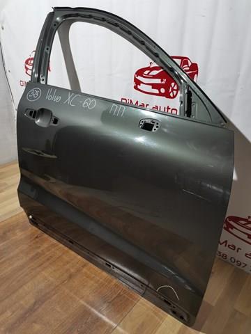 Пассажирская передняя дверь Volvo 32228849
