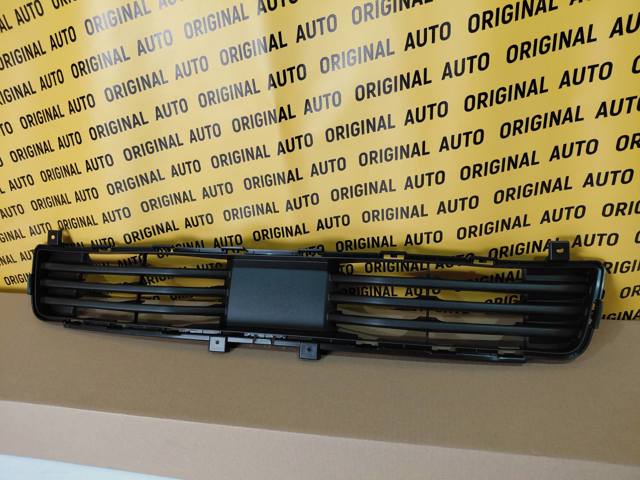 Решетка бампера переднего центральная Honda 85126412 цена, от 139.23 USD