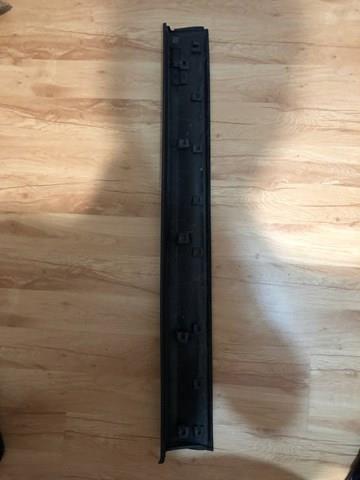 Молдинг двери передней правой Mazda KB7W51RA0E цена, от 108.70 USD