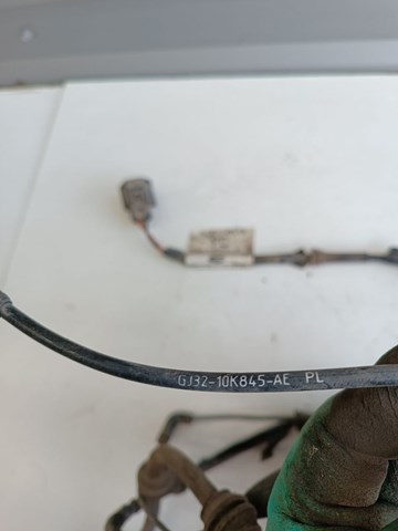 Суппорт задний правый LR061380 Land Rover