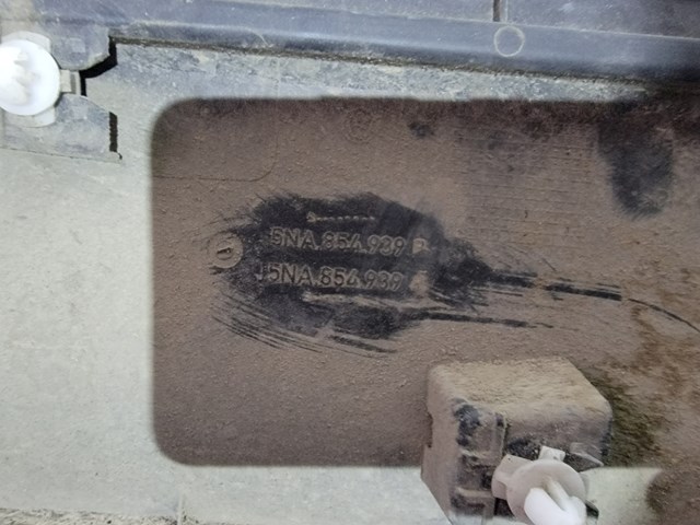 5NA854939 VAG 