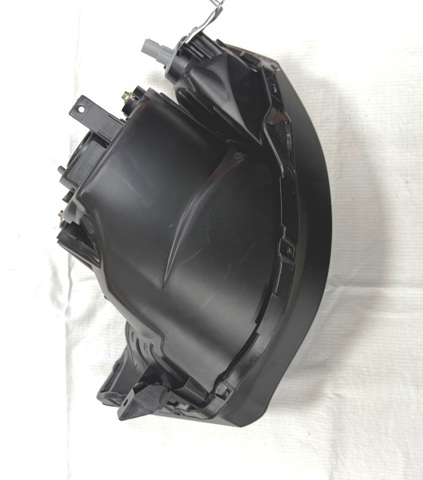 Правая фара LAMP2816 Matomi