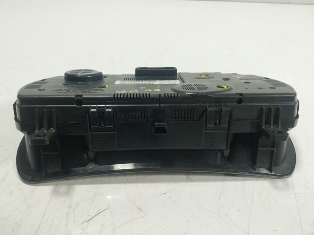 Купить 248103271R Renault (RVI) Панель приборов