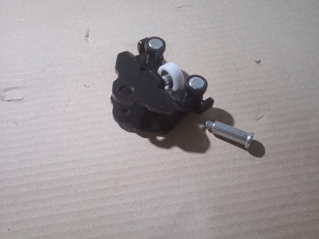 Ролик двери боковой (сдвижной) правый нижний 5051634 Autotechteile