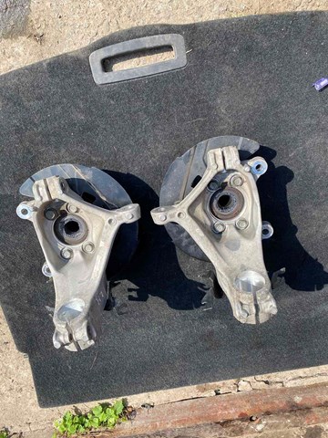 Цапфа (поворотный кулак) передний левый Nissan/Infiniti 400156RR0A цена, от 169.49 USD
