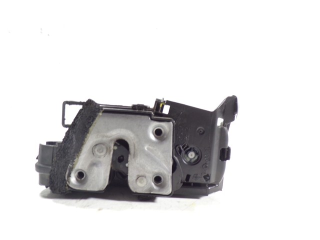 805022764R Renault (RVI) fecho da porta dianteira direita