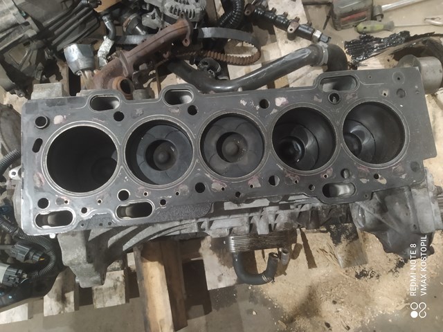 Купить 8642831 Volvo Пенек